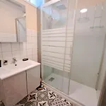 Apartment T3 En Hyper-centre Metro A 2 Pas *