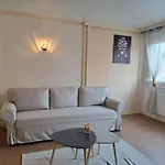 Apartment T3 En Hyper-centre Metro A 2 Pas